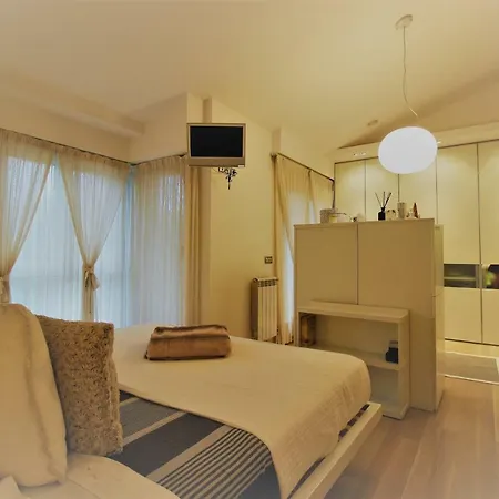 Bonita Pareada Con Piscina Privada Villa *