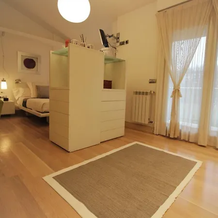 Bonita Pareada Con Piscina Privada Villa